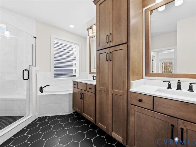 15806 Maclear Dr, Midlothian, VA 23112