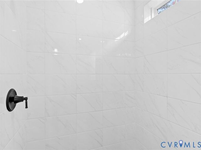 15806 Maclear Dr, Midlothian, VA 23112