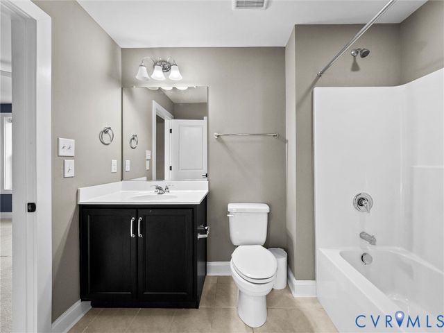 15806 Maclear Dr, Midlothian, VA 23112