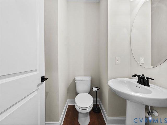 15806 Maclear Dr, Midlothian, VA 23112