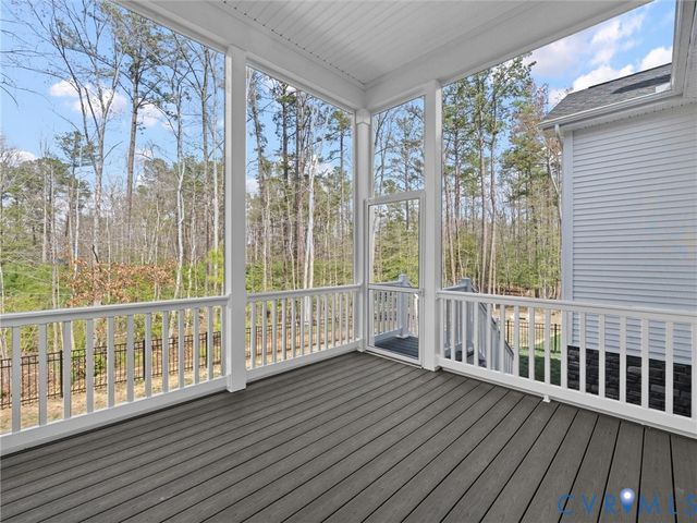 15806 Maclear Dr, Midlothian, VA 23112