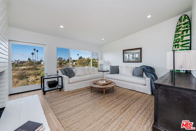 5761 Calpine Drive, Malibu, CA 90265