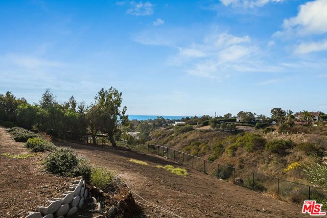 5761 Calpine Drive, Malibu, CA 90265