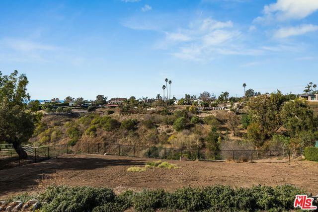 5761 Calpine Drive, Malibu, CA 90265