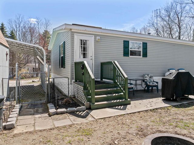 7 Lilac Lane, Pittsfield, NH 03263
