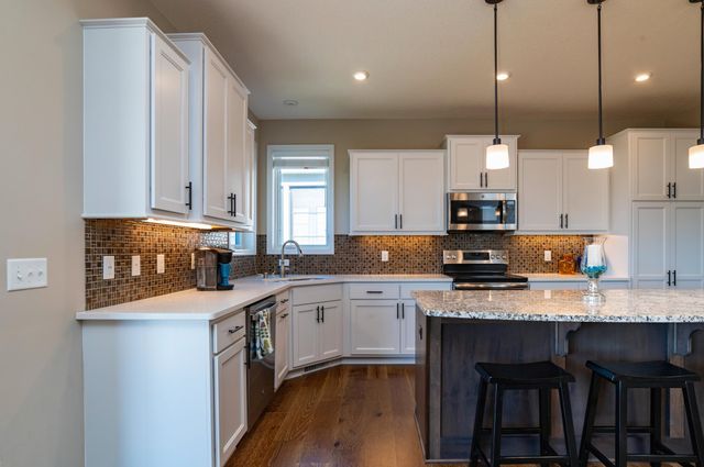 1902 Fulton Road, Carver, MN 55315