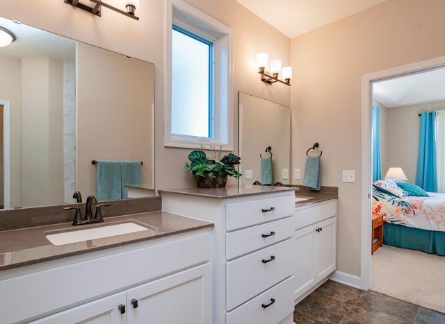 1902 Fulton Road, Carver, MN 55315