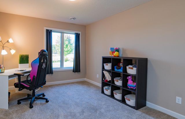 1902 Fulton Road, Carver, MN 55315