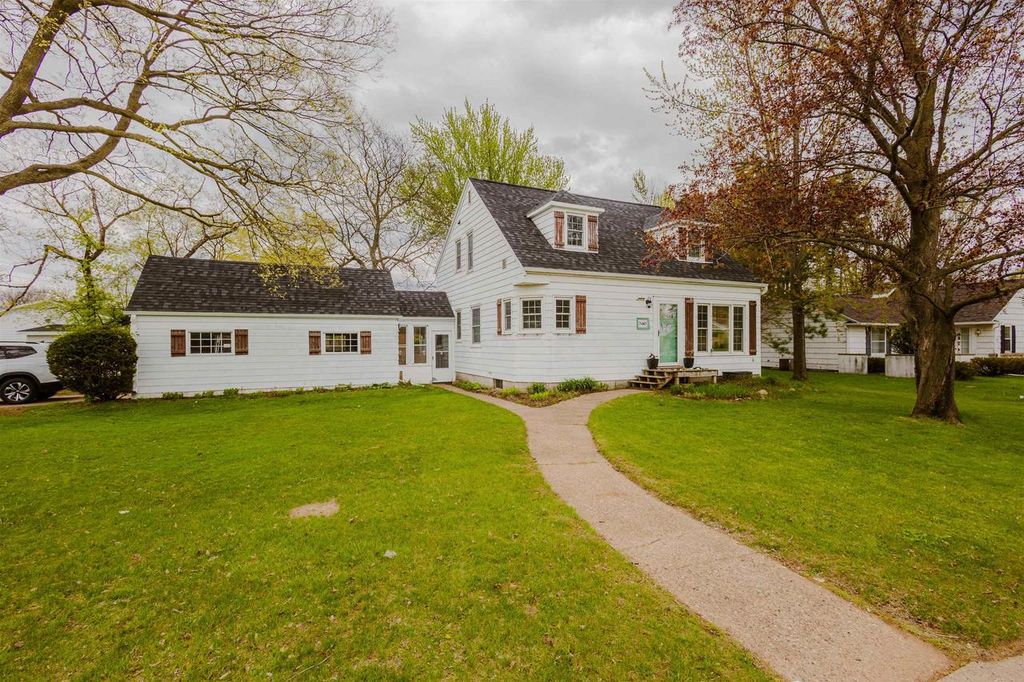 360 1ST STREET, Port Edwards, WI 54469