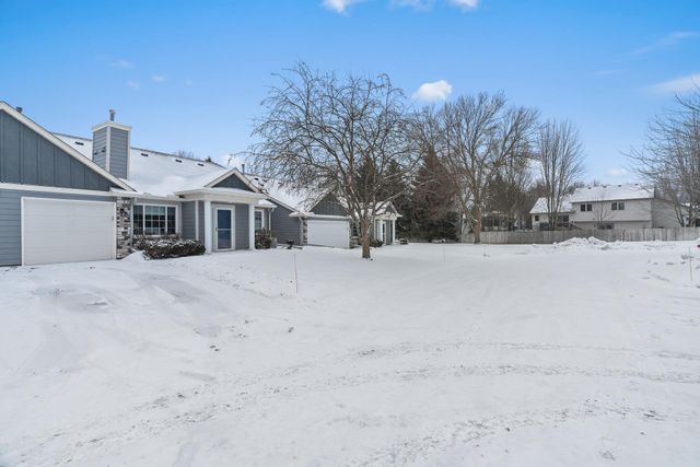 9909 Tamarack Cove, Woodbury, MN 55125