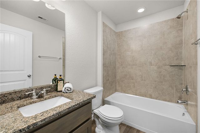 1939 Thorndyke Lane, Bryan, TX 77807