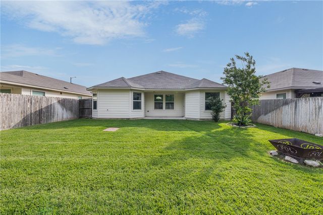 1939 Thorndyke Lane, Bryan, TX 77807