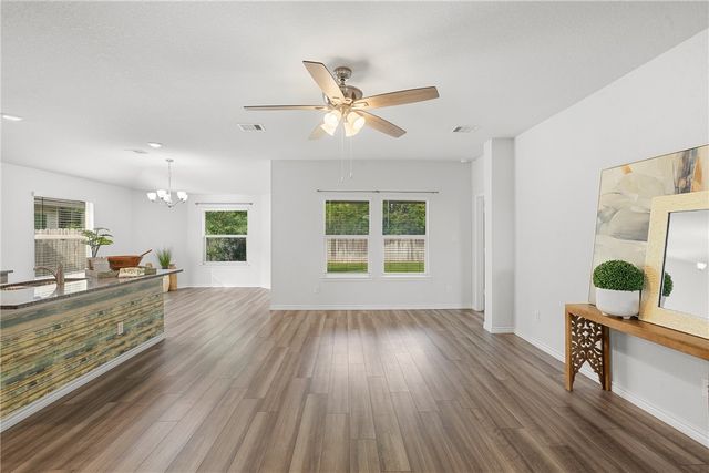 1939 Thorndyke Lane, Bryan, TX 77807
