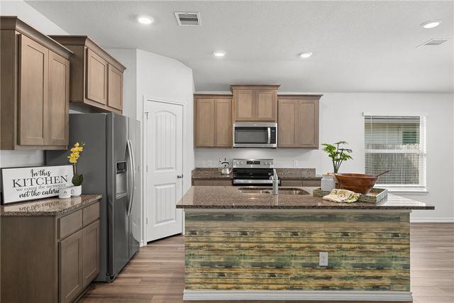 1939 Thorndyke Lane, Bryan, TX 77807