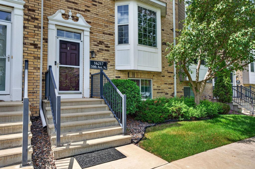 16217 50th Avenue N, Plymouth, MN 55446 — photo 2
