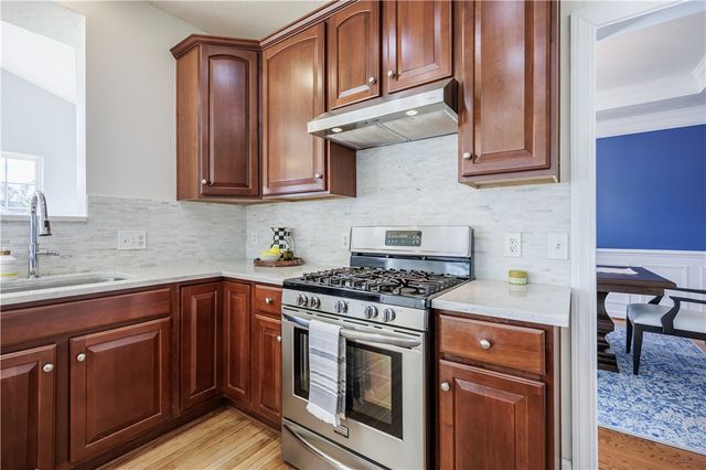 18 Caboose Circle, Chili, NY 14514