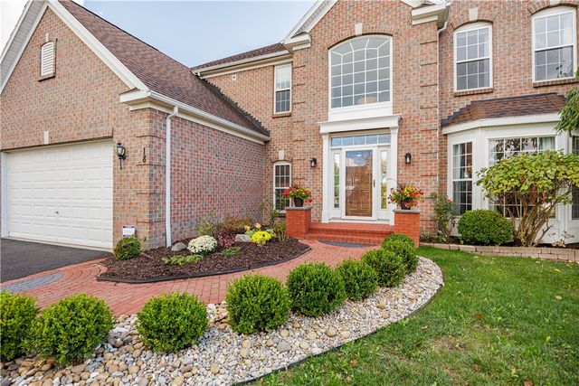 18 Caboose Circle, Chili, NY 14514