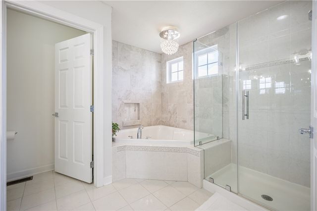 18 Caboose Circle, Chili, NY 14514