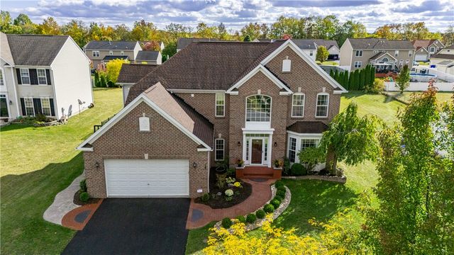 18 Caboose Circle, Chili, NY 14514