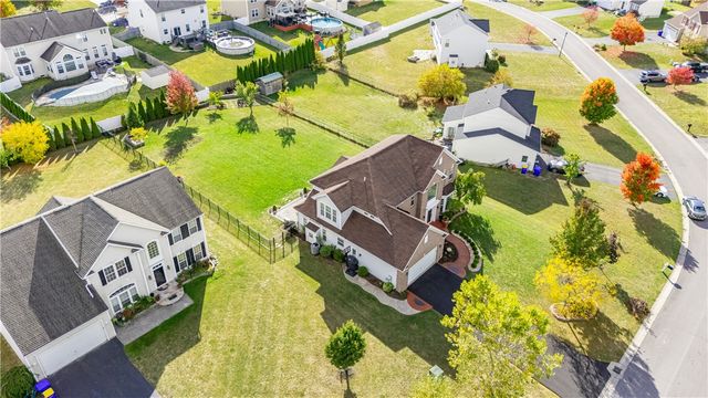 18 Caboose Circle, Chili, NY 14514