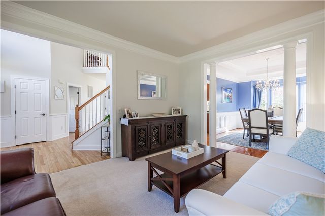 18 Caboose Circle, Chili, NY 14514