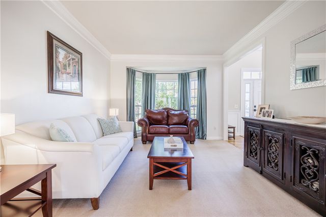 18 Caboose Circle, Chili, NY 14514