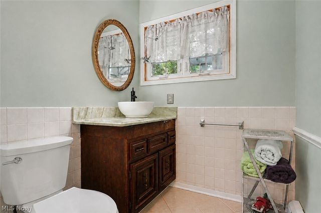 671 S Sheraton Drive, Akron, OH 44319