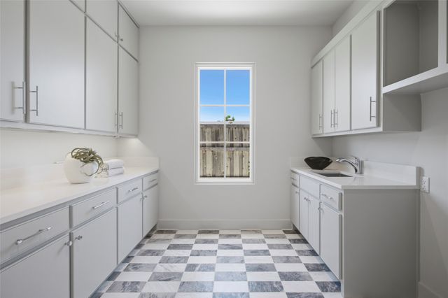 7033 Chantilly Lane, Dallas, TX 75214