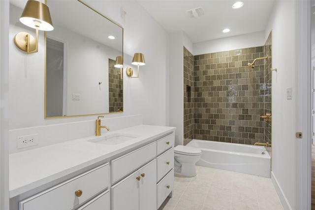 7033 Chantilly Lane, Dallas, TX 75214