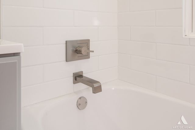 1015 Grandview Avenue, Lockport, IL 60441