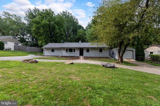 1016 W BOOT RD, Downingtown, PA 19335