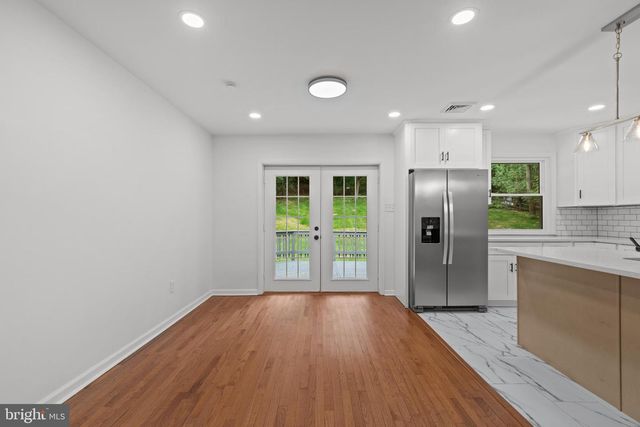 1016 W BOOT RD, Downingtown, PA 19335