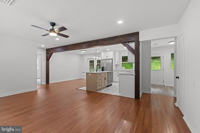 1016 W BOOT RD, Downingtown, PA 19335