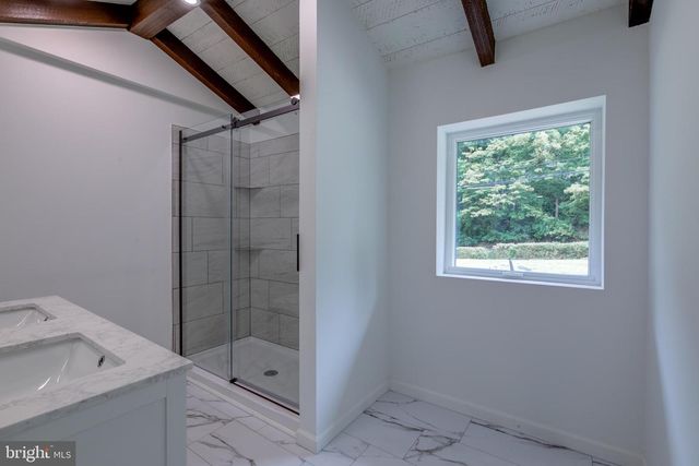 1016 W BOOT RD, Downingtown, PA 19335