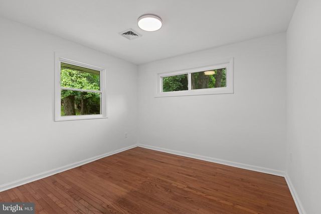 1016 W BOOT RD, Downingtown, PA 19335