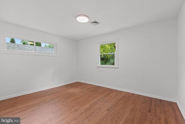 1016 W BOOT RD, Downingtown, PA 19335