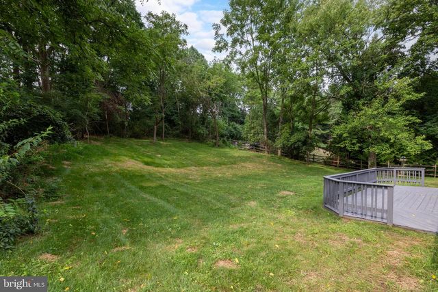 1016 W BOOT RD, Downingtown, PA 19335