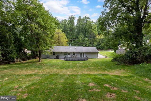 1016 W BOOT RD, Downingtown, PA 19335