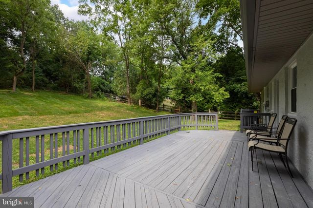 1016 W BOOT RD, Downingtown, PA 19335