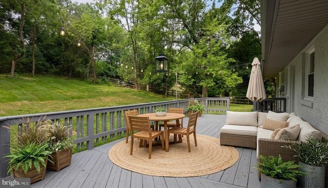 1016 W BOOT RD, Downingtown, PA 19335
