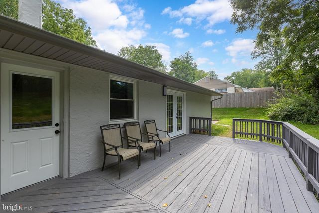 1016 W BOOT RD, Downingtown, PA 19335