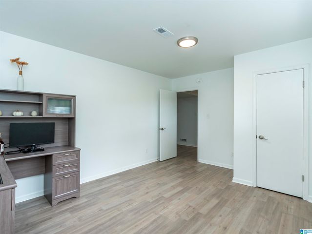 500 CROSSCREEK TRAIL, Pelham, AL 35124