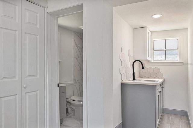 205 E CORNELL STREET, Avon Park, FL 33825