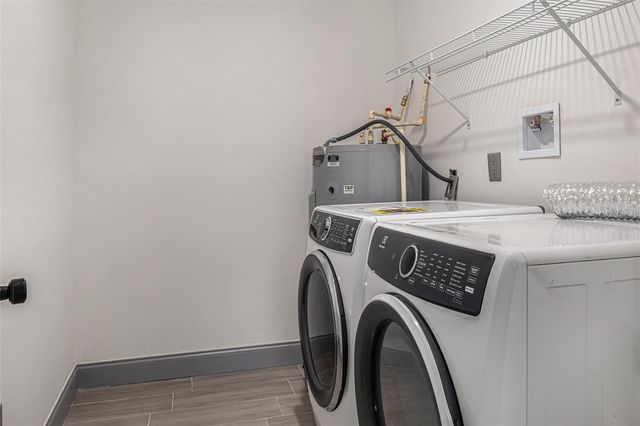 205 E CORNELL STREET, Avon Park, FL 33825