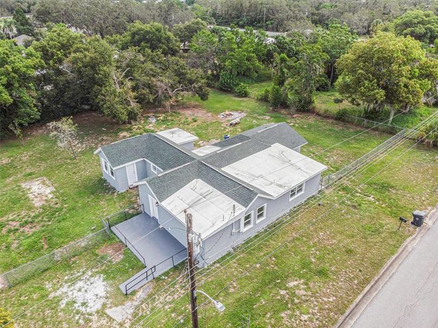 205 E CORNELL STREET, Avon Park, FL 33825