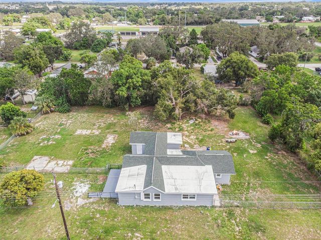 205 E CORNELL STREET, Avon Park, FL 33825