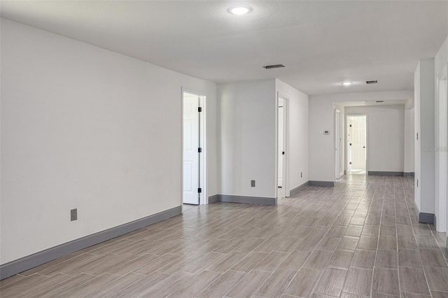 205 E CORNELL STREET, Avon Park, FL 33825