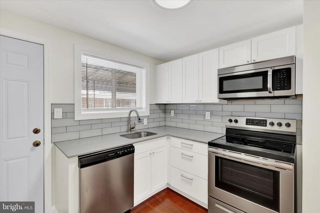 3336 E THOMPSON ST, Philadelphia, PA 19134