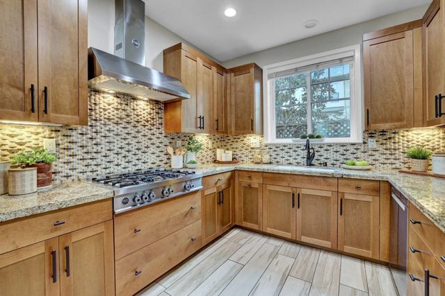 136 Avellino Way, Mountain View, CA 94043