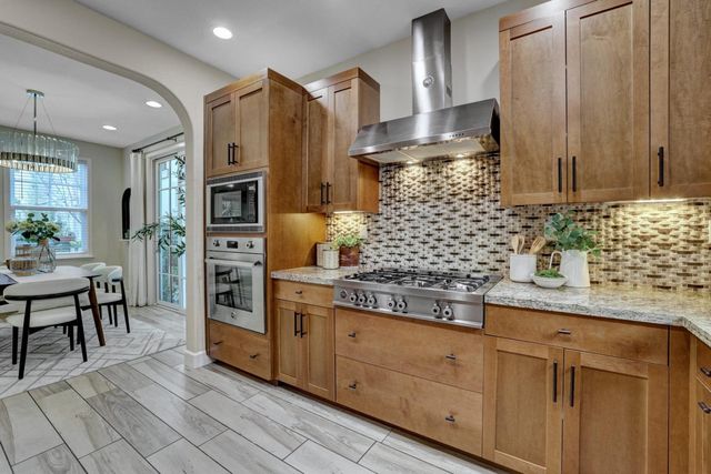 136 Avellino Way, Mountain View, CA 94043